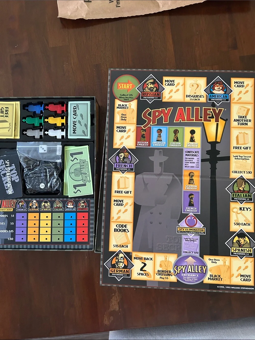 Board Game - Spy Alley like brand new. Only played once
